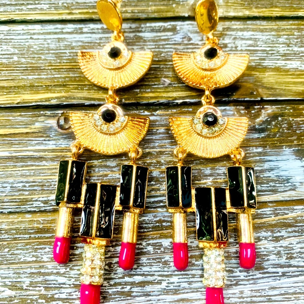 Unique earrings
